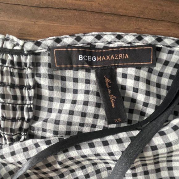 BCBG Checkered Halter Top - Picture 3 of 4
